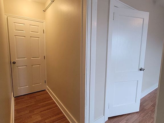 2nd image of 516 Carothers Ave #2D