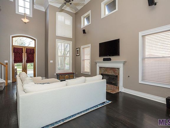 5th image of 18298 Manchac Place Dr