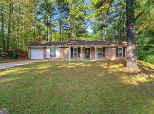 1829 Taffeta Trl, Lithonia, GA 30058