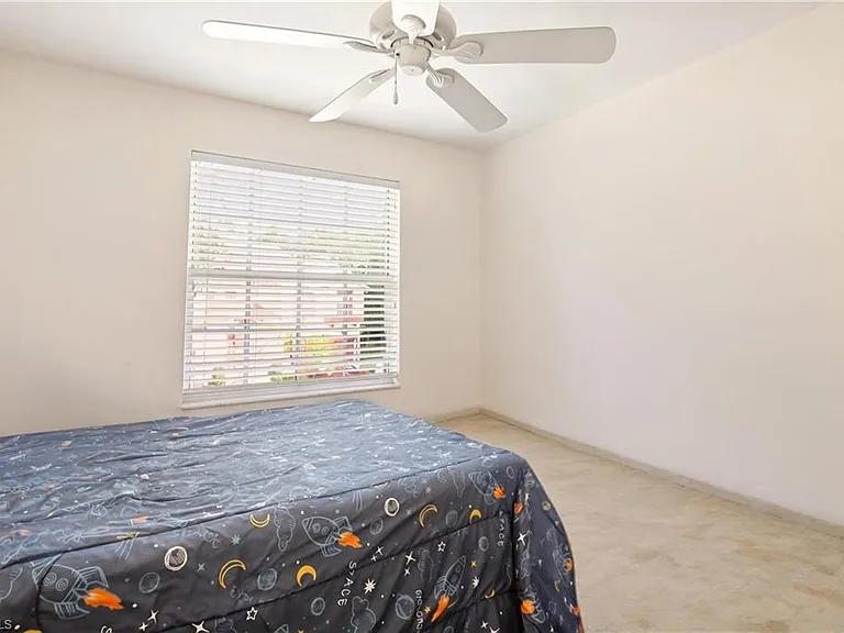 505 Windsor Sq #201 — Photo 31
