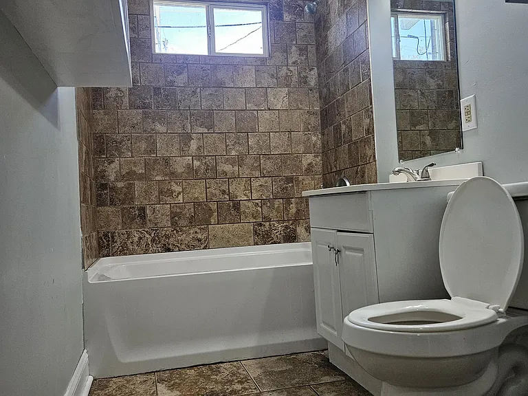 390 Harper Ave NW — Photo 13
