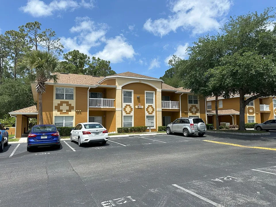 4600 E Moody Blvd #10H
