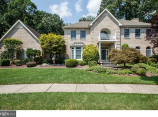 51 Hawthorne Dr, West Windsor, NJ 08550
