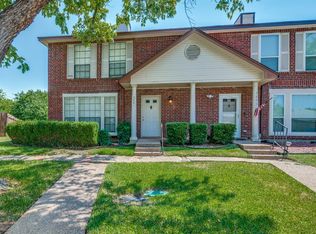 5401 Whisper Glen Dr, Arlington, TX 76017