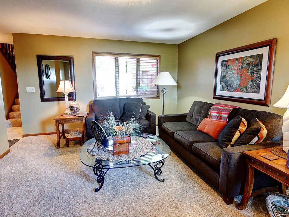 1005 Burr Oak Ln Salina, KS, 67401 Apartments for Rent Zillow