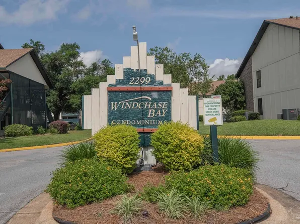 2299 Scenic Highway J #4, Pensacola, FL 32514