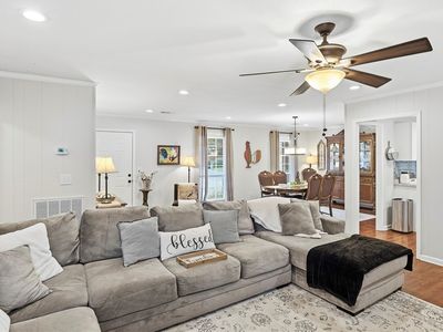 206 Parkway Dr, Livingston, AL, 35470