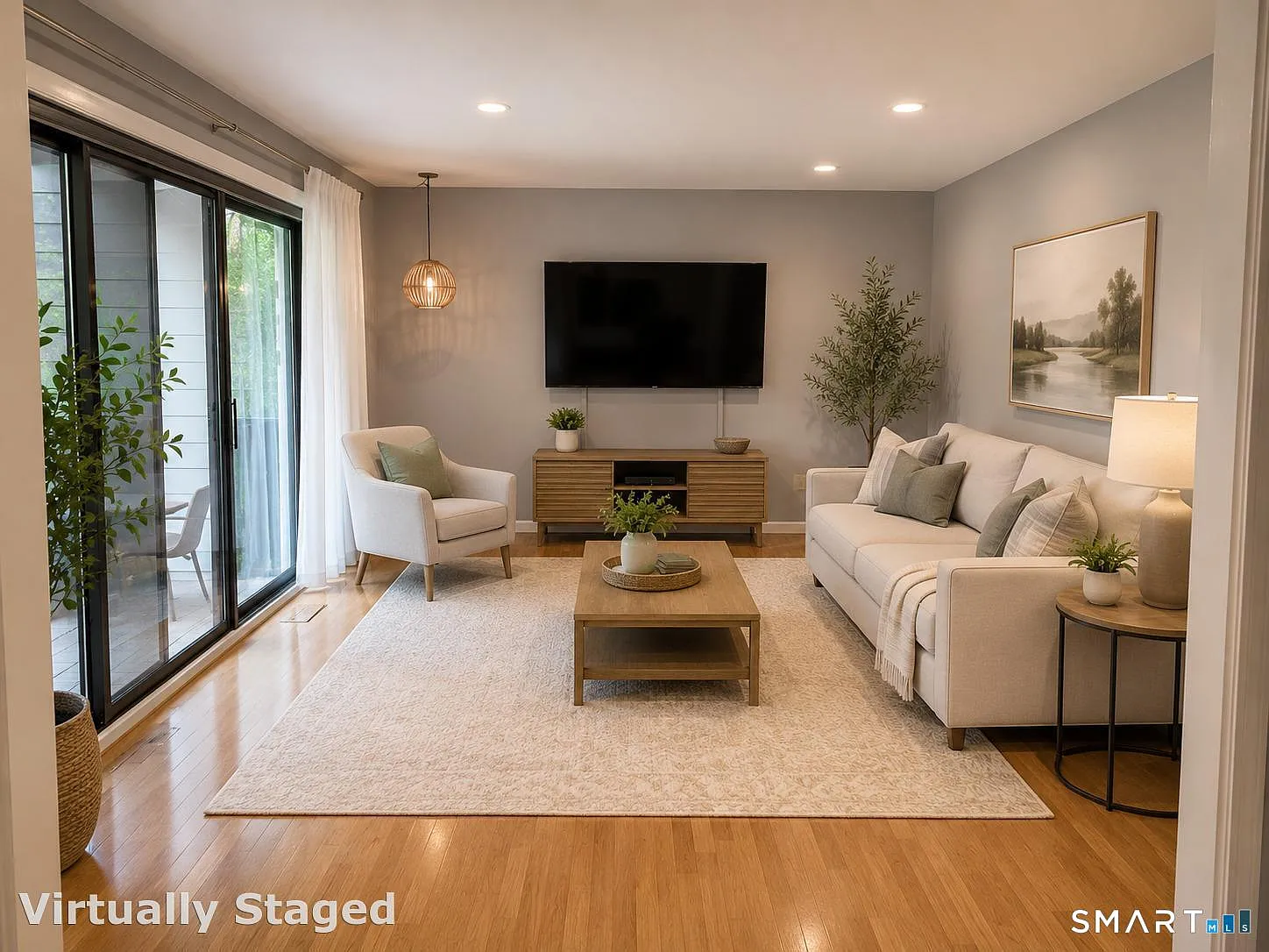 3 bed, 2.0 bath, 1435 sqft, $4,000 — Photo 3