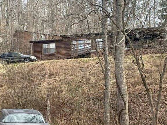 5th image of 4720 Mary Way