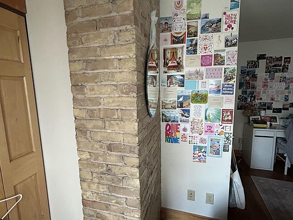 3rd image of 635 Howard Pl #11086656