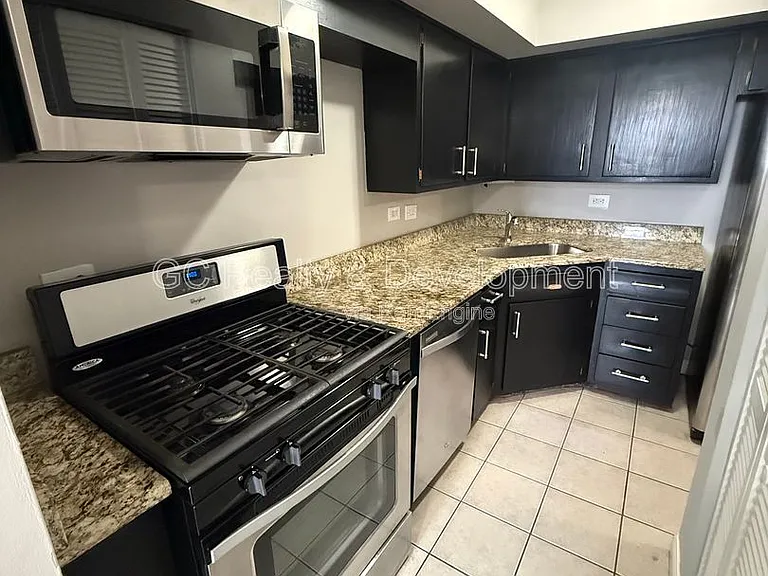 6947 S Jeffery Blvd #3K — Photo 2