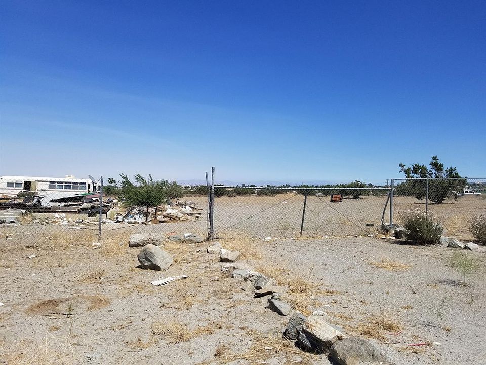 2nd image of 9825 Beekley Rd