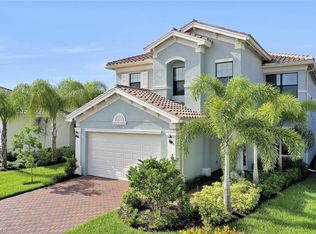 4334 Aurora St, Naples, FL 34119