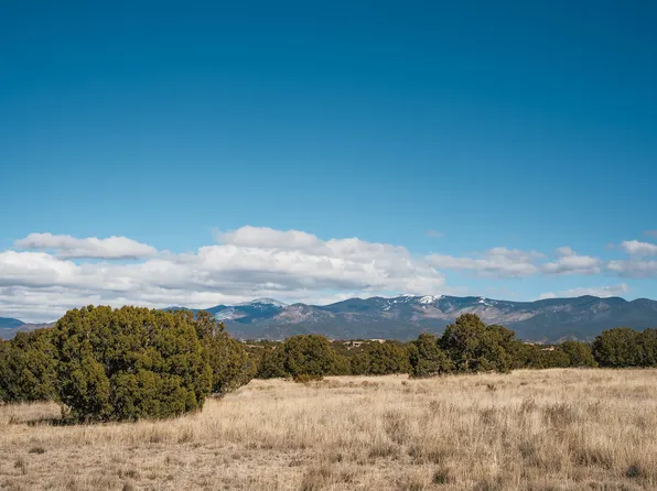 48 Tierra Antigua, Santa Fe, NM 87506