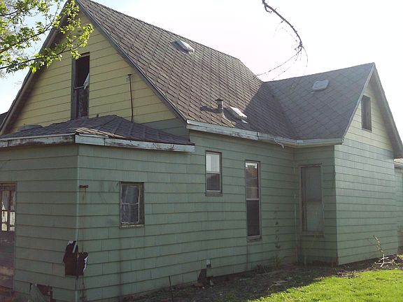 2nd image of 1811 N Arsenal Ave