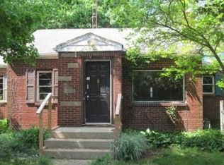 720 Grant St, Fenton, MI 48430