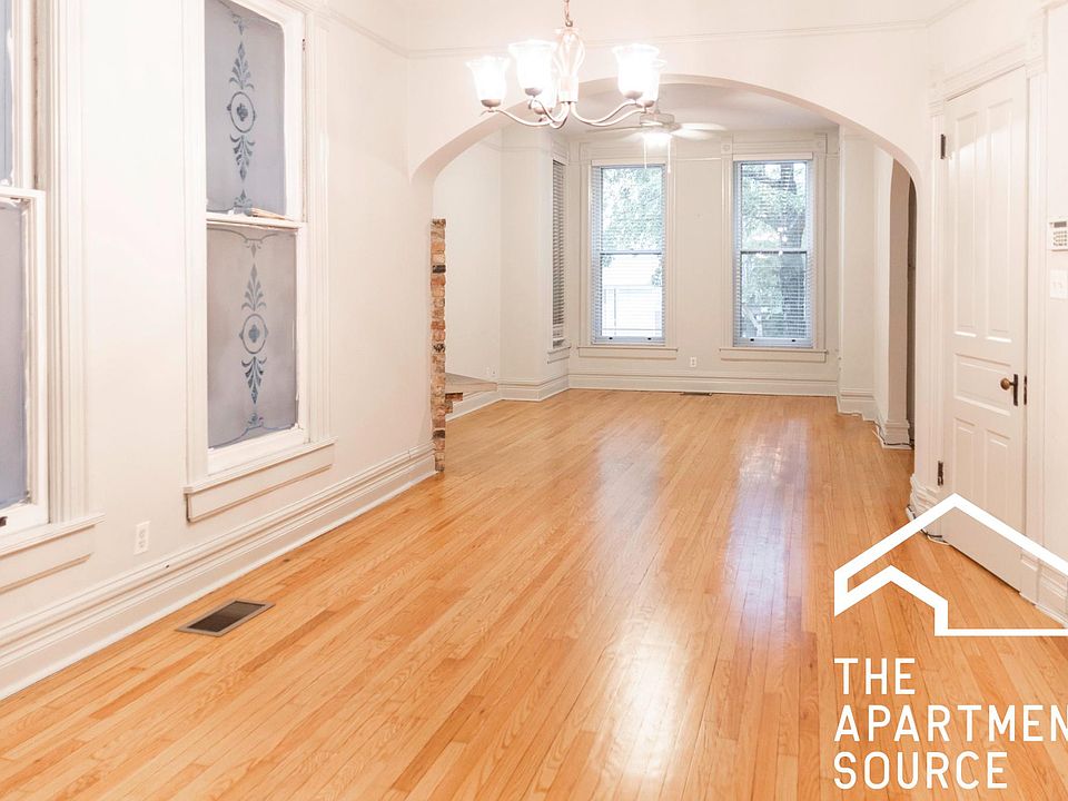 1st image of 1103 N Damen Ave #1