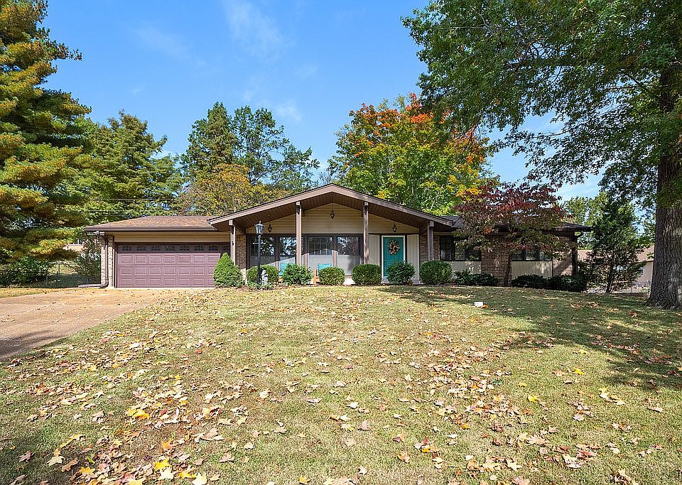 1st image of 2609 Baltusrol Dr