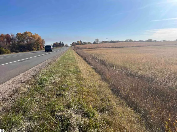 V/l S #M-37, Traverse City, MI 49696