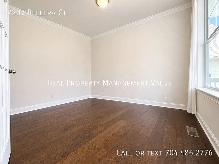 7207 Bellera Ct — Photo 16