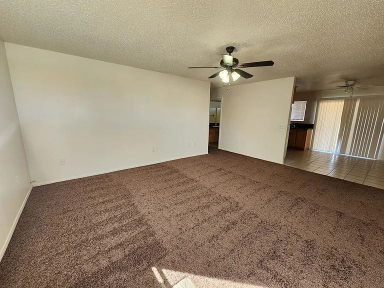 6624 Mariposa Ave — Photo 3