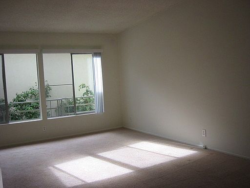 2nd image of 505 S Barrington Ave APT 14