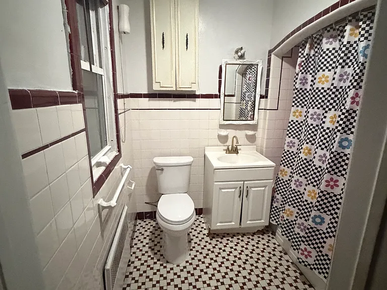 74 Union Ave — Photo 13