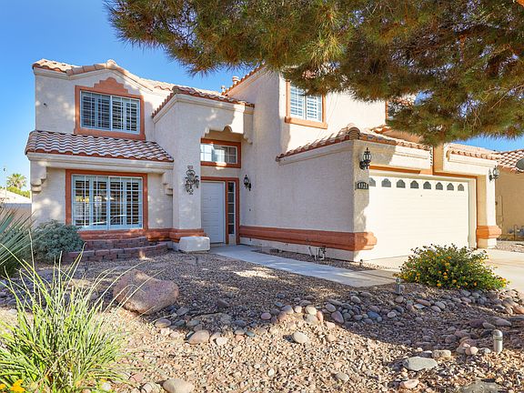2nd image of 4828 Camino Pacifico