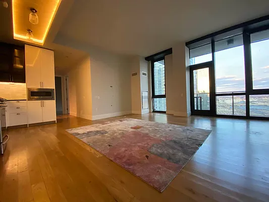 Rented by The KCI Group | media 60