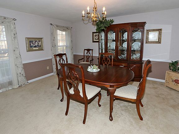 3rd image of 5757 Birchmont Place Dr