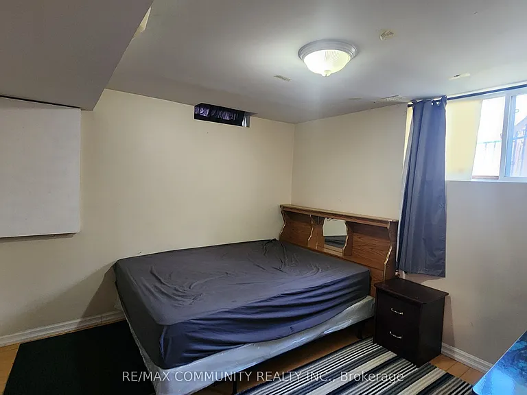 51 Hummingbird Dr — Photo 5