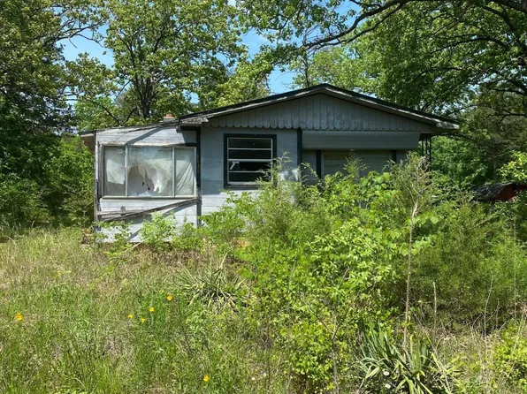 137 Buck St, Lead Hill, AR 72644