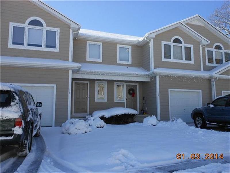 1st image of 110 Heron Ct