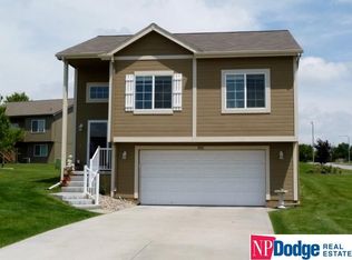 10611 Lewis And Clark Rd, Bellevue, NE 68123