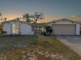 9205 Rainbow Ln, Port Richey, FL 34668