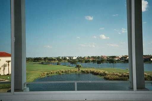 3rd image of 5065 Harmony Cir Unit 35