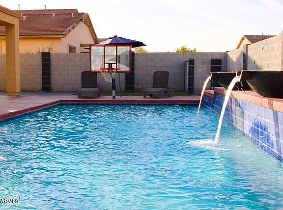 5th image of 43542 W CAVEN Drive