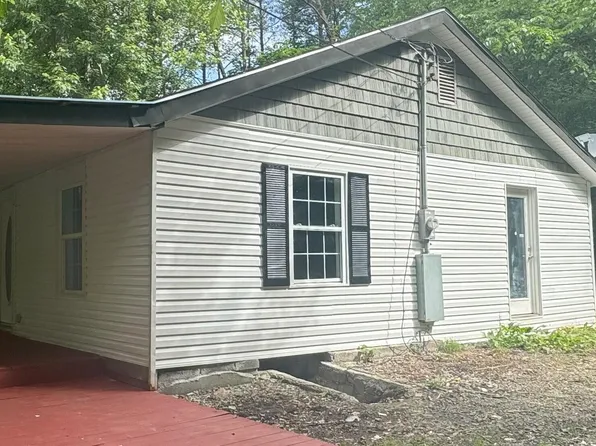 3900 Roberts Rd, Corryton, TN 37721