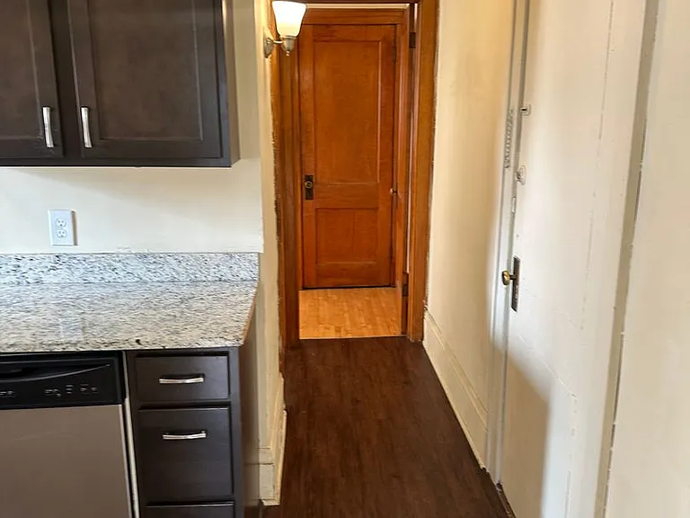 Lagoon Avenue Estates — Photo 10