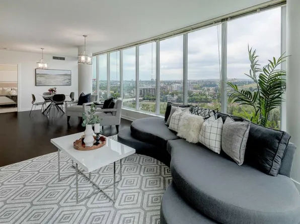 888 N 4th Ave SW #1404, Calgary, AB T2P 0V2