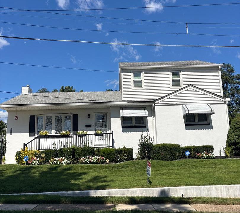 1st image of 4823 Forrest Ave