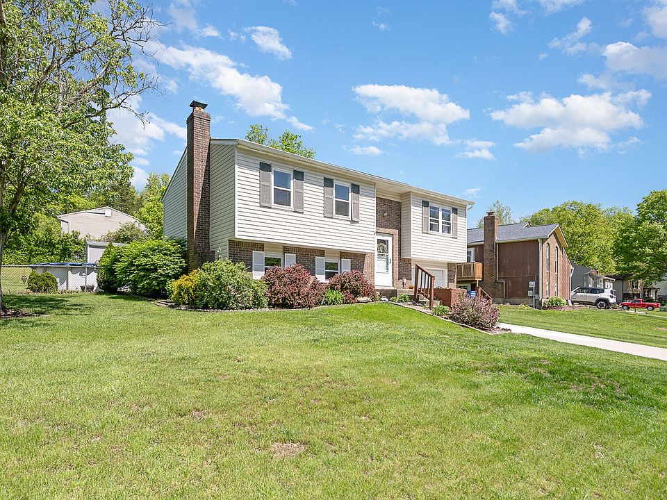 1st image of 300 Brookwood Dr