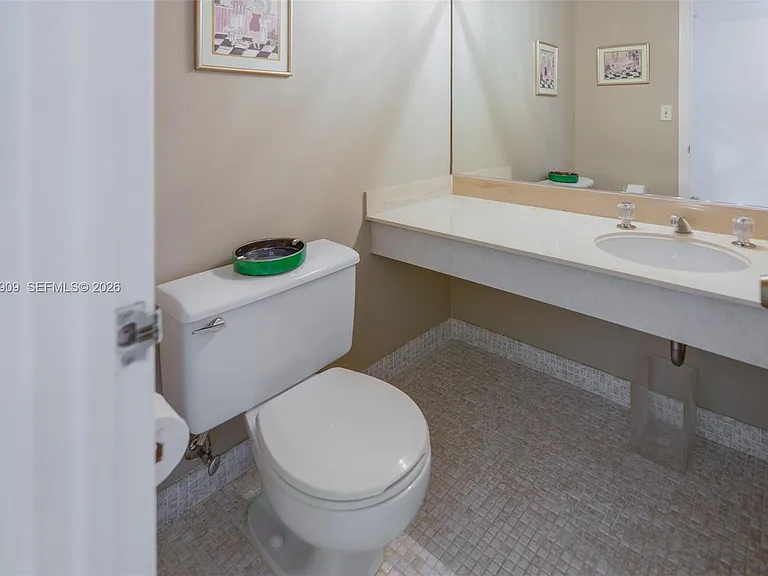 1950 S Ocean Dr #5Q — Photo 26