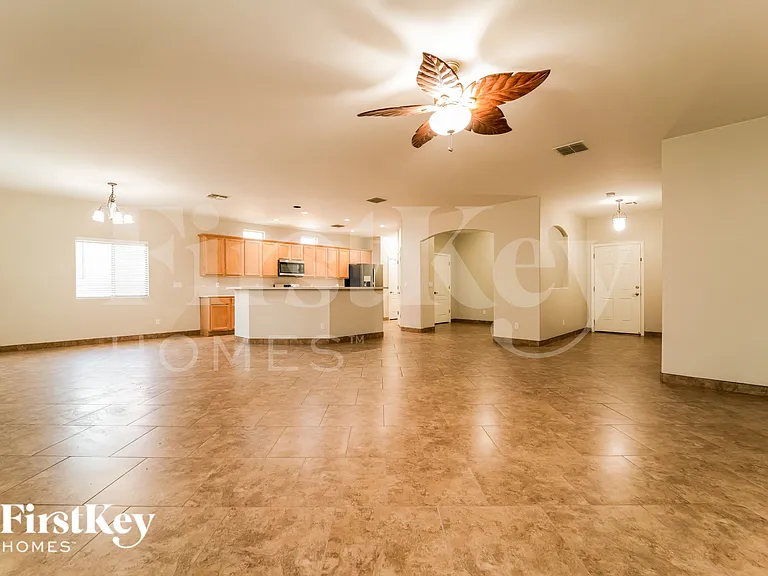 7776 W Thelon Ct — Photo 3