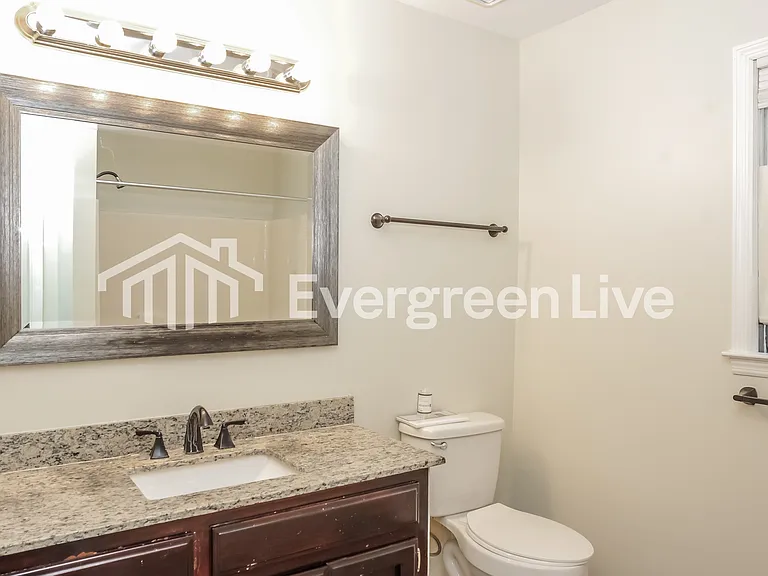 13020 Dickens Ln — Photo 10