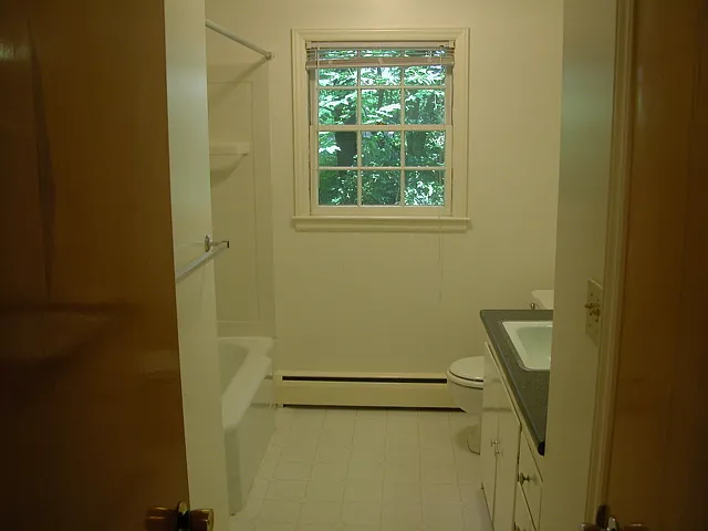 609 S Main St #1 — Photo 10
