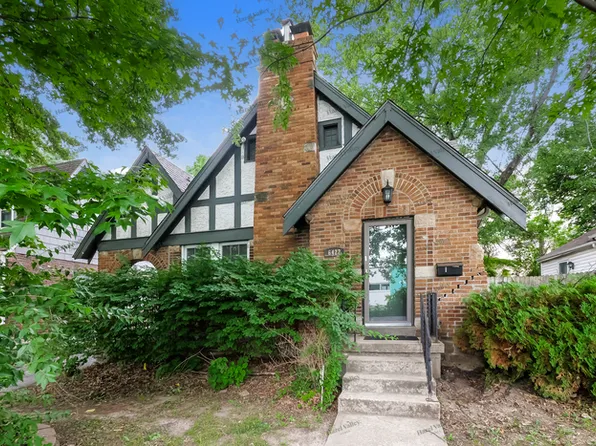 6422 Rockhill Rd, Kansas City, MO 64131
