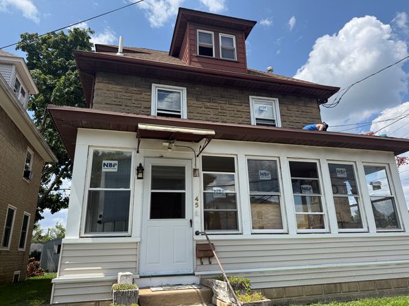 45 Russell St