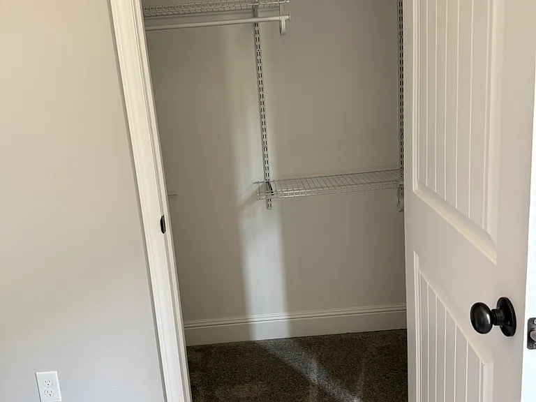 408 N Elliott St — Photo 13