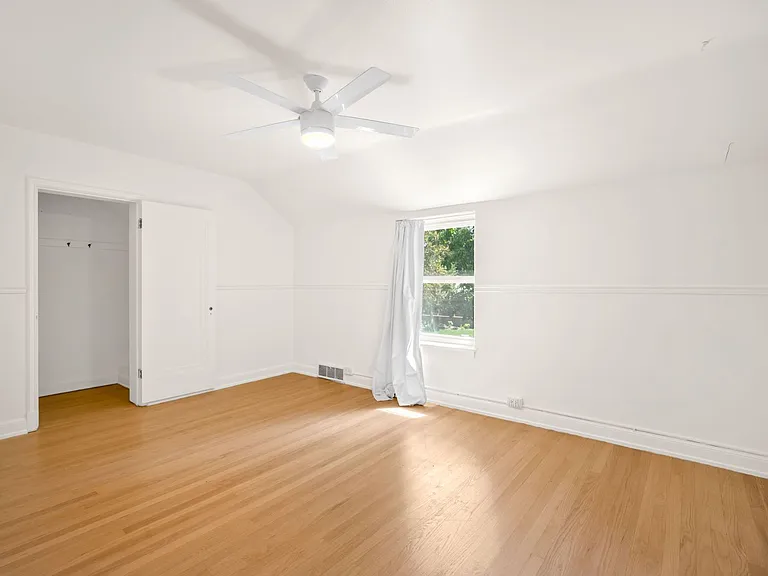 525 Forest St — Photo 24